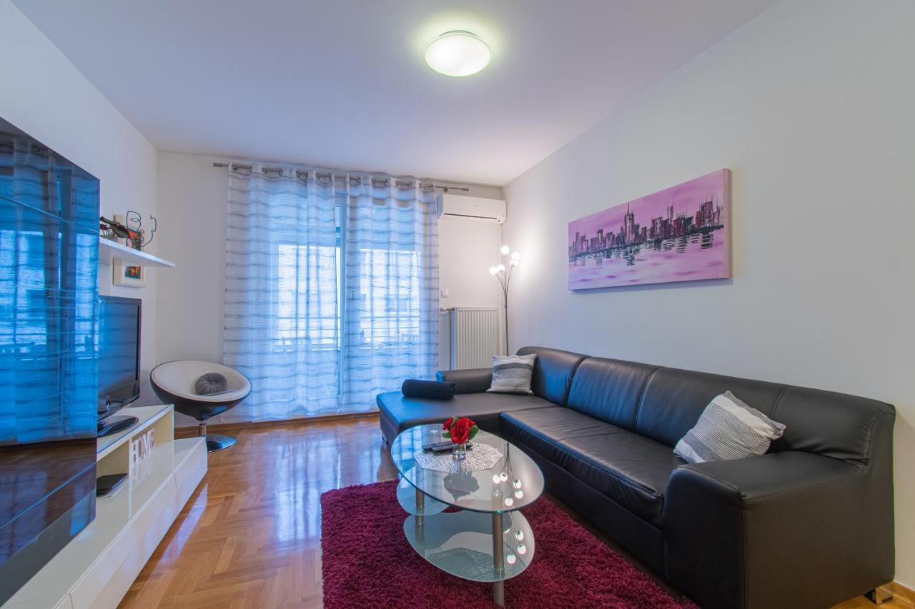Flexible Selfcheckins 35 - - Garage - Loggia - New * Zagabria